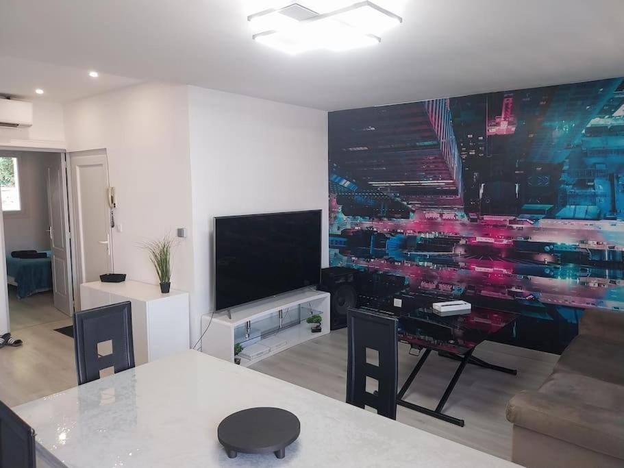 Appartement Sandonato Clermont-lʼHérault Exterior foto